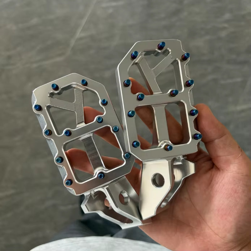 KYZ CNC Aluminum Foot Pegs Pedal Upgrade Parts Sur-Ron Light Bee X Talaria MX3 MX4 Segway X160 X260 Electric Dirt Bike off Road
